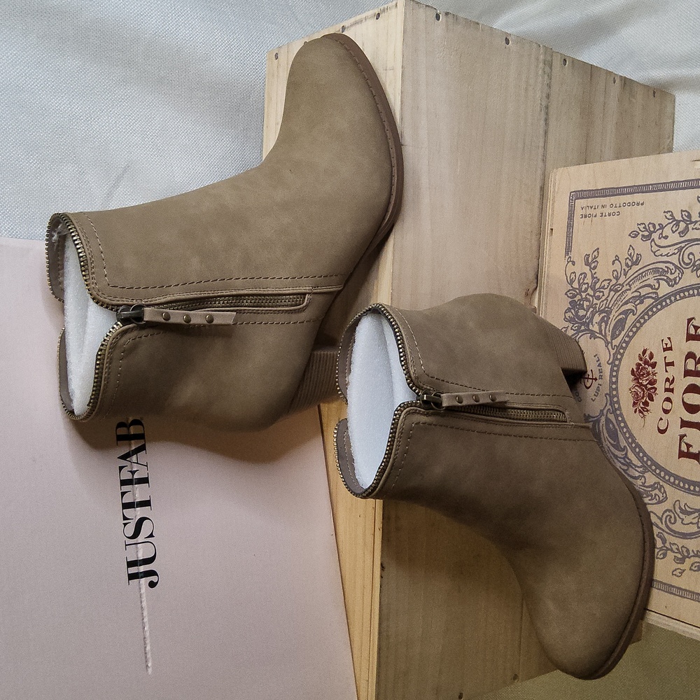 Just fab shoe booties boots sz 11